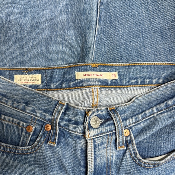 {Levi's Premium} "Wedgie Straight in Uncovered Truth" Button Fly Denim Jeans - Picture 6 of 8